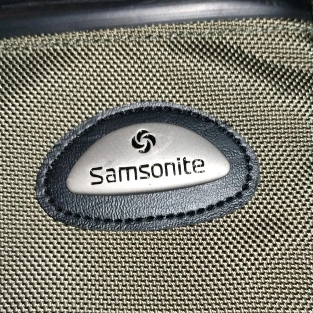 Samsonite 24 inch